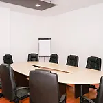 Criss فندق بوخارست