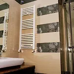 Criss فندق بوخارست