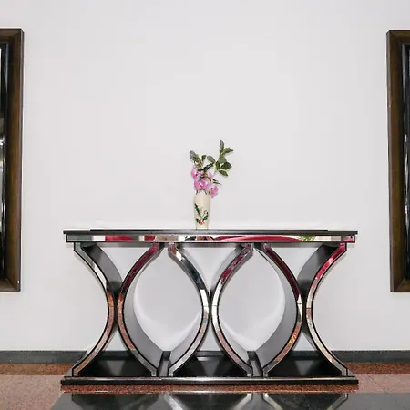 Criss 3* Бухарест