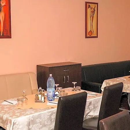 Criss Hotel 3*