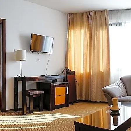 Criss Hotel 3*