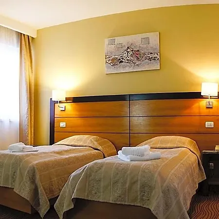 Criss Hotel Bucharest