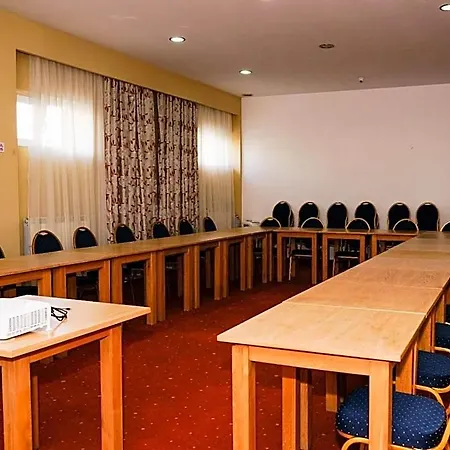 Criss Hotel 3*
