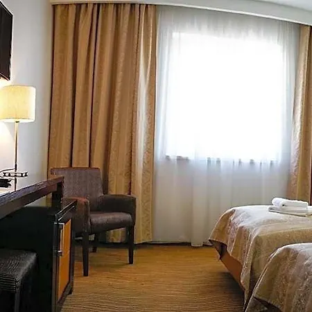 Criss Hotel 3*